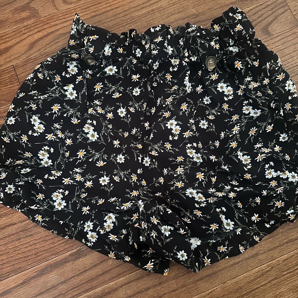 American Eagle Outfitters Black Floral High Waist Shorts